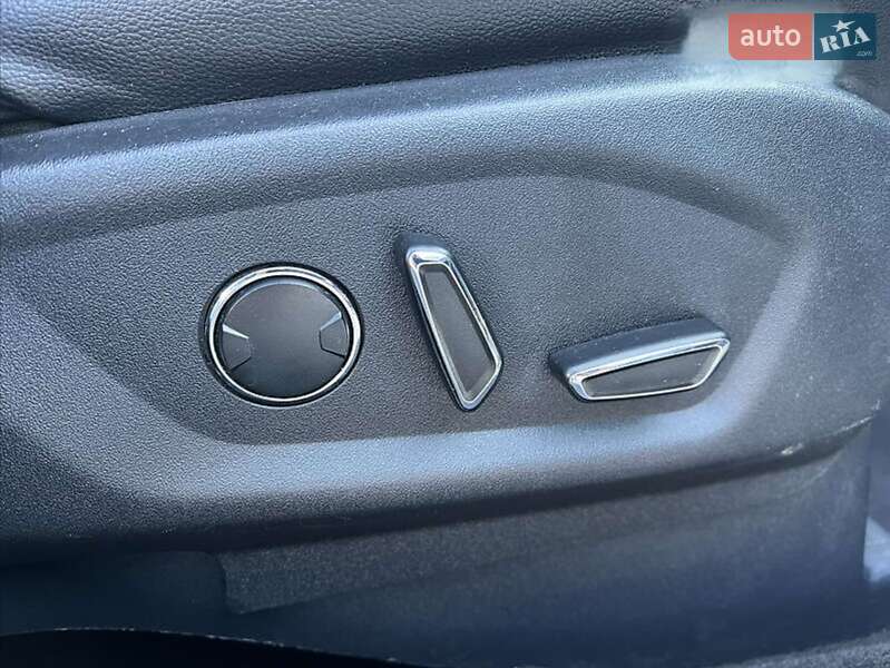 Позашляховик / Кросовер Ford Explorer 2016 в Ковелі фото 38 Позашляховик / Кросовер Ford Explorer 2016 в Ковелі