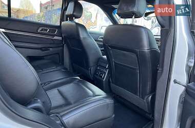 Позашляховик / Кросовер Ford Explorer 2016 в Ковелі