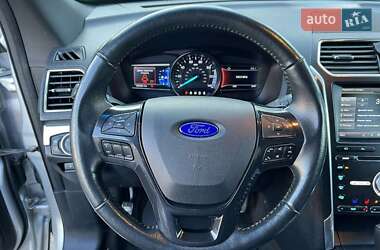 Позашляховик / Кросовер Ford Explorer 2016 в Ковелі