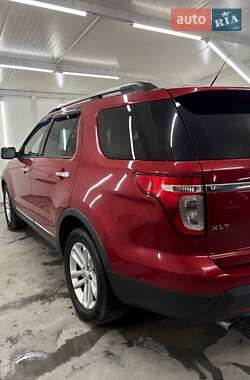 Позашляховик / Кросовер Ford Explorer 2014 в Ланівці