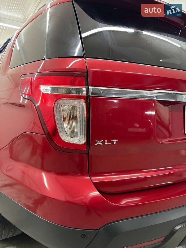 Позашляховик / Кросовер Ford Explorer 2014 в Ланівці