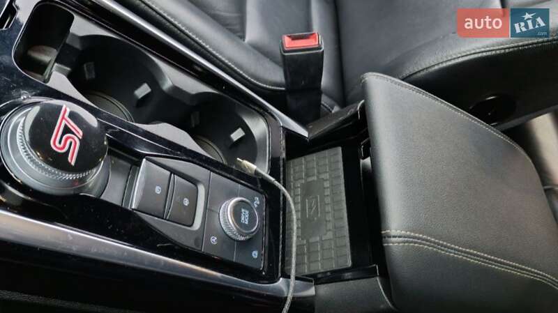 Внедорожник / Кроссовер Ford Explorer 2022 в Ровно фото 17 Внедорожник / Кроссовер Ford Explorer 2022 в Ровно