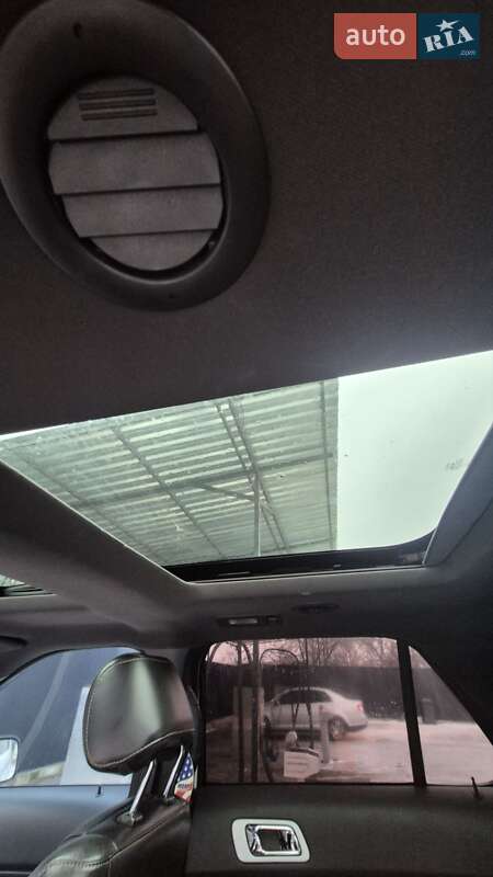 Позашляховик / Кросовер Ford Explorer 2013 в Первомайську