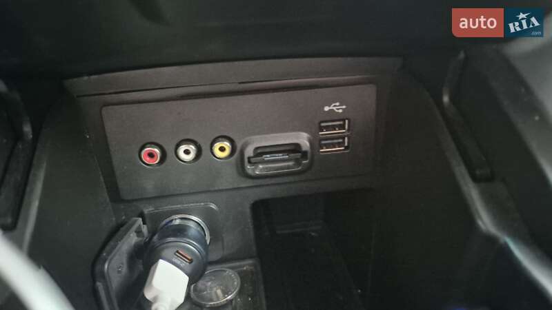 Позашляховик / Кросовер Ford Explorer 2013 в Первомайську