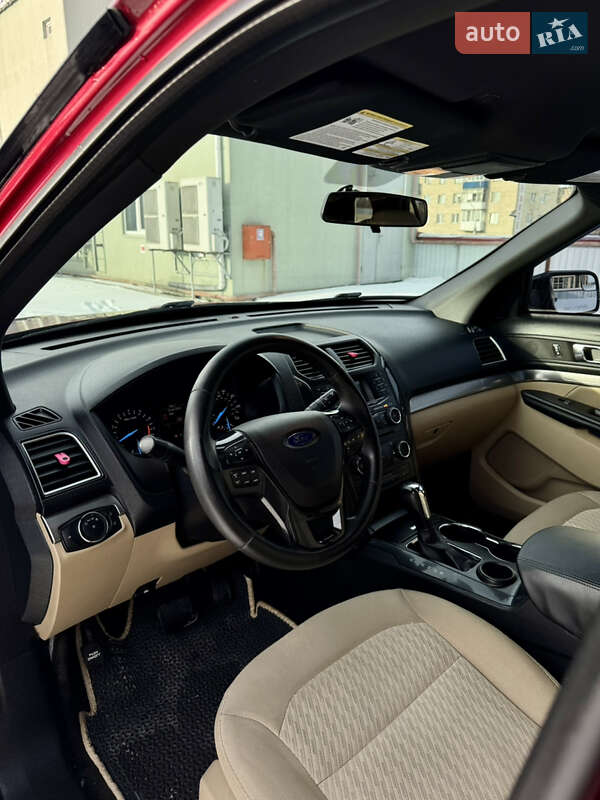 Внедорожник / Кроссовер Ford Explorer 2017 в Виннице