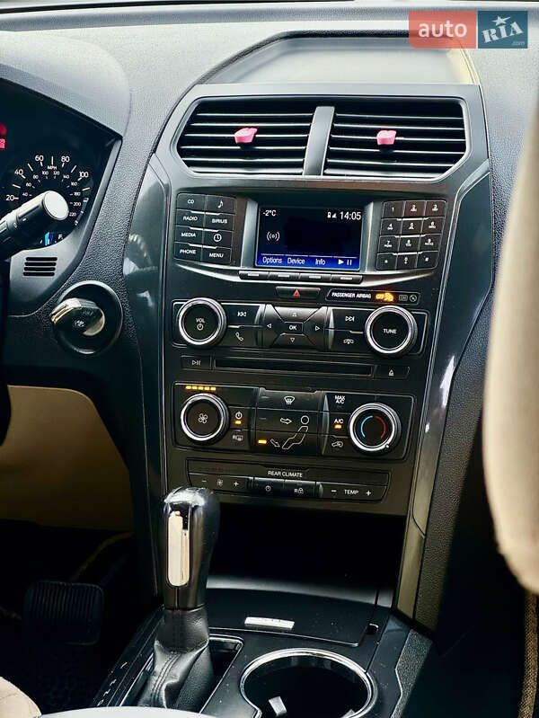Внедорожник / Кроссовер Ford Explorer 2017 в Виннице