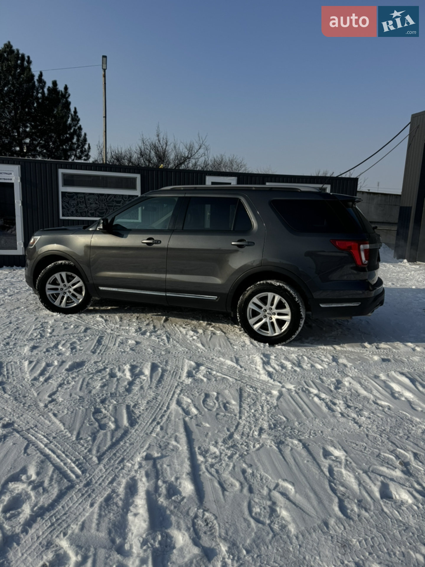 2018 Ford Explorer - мініатюра 3