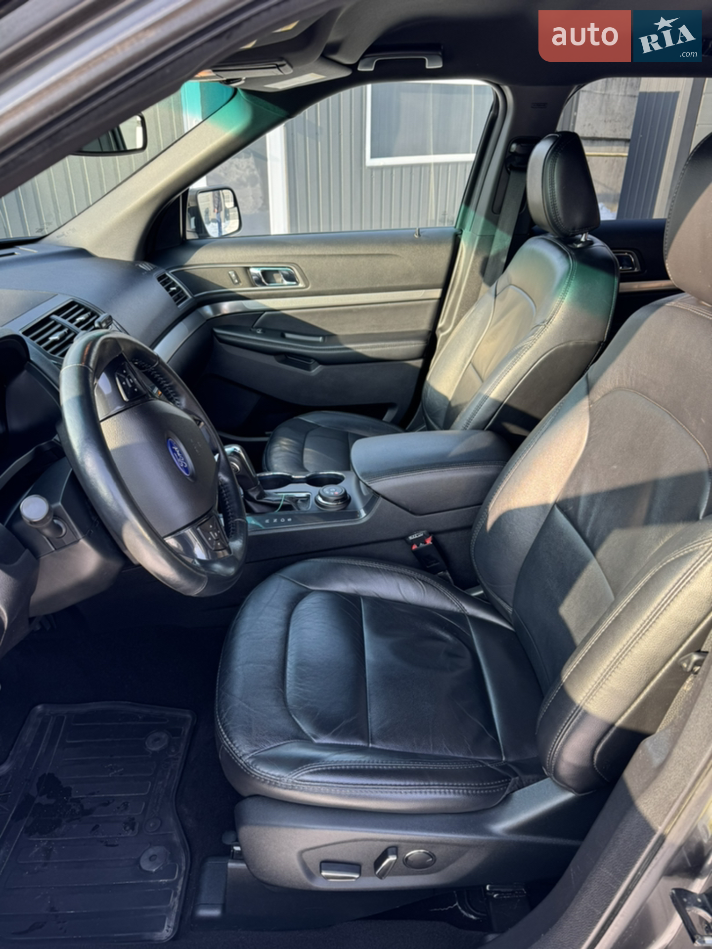 2018 Ford Explorer - мініатюра 10