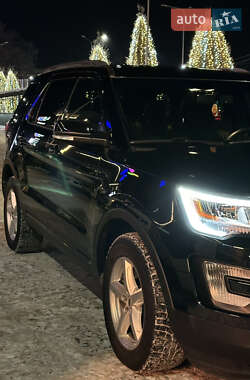 Позашляховик / Кросовер Ford Explorer 2016 в Бучі