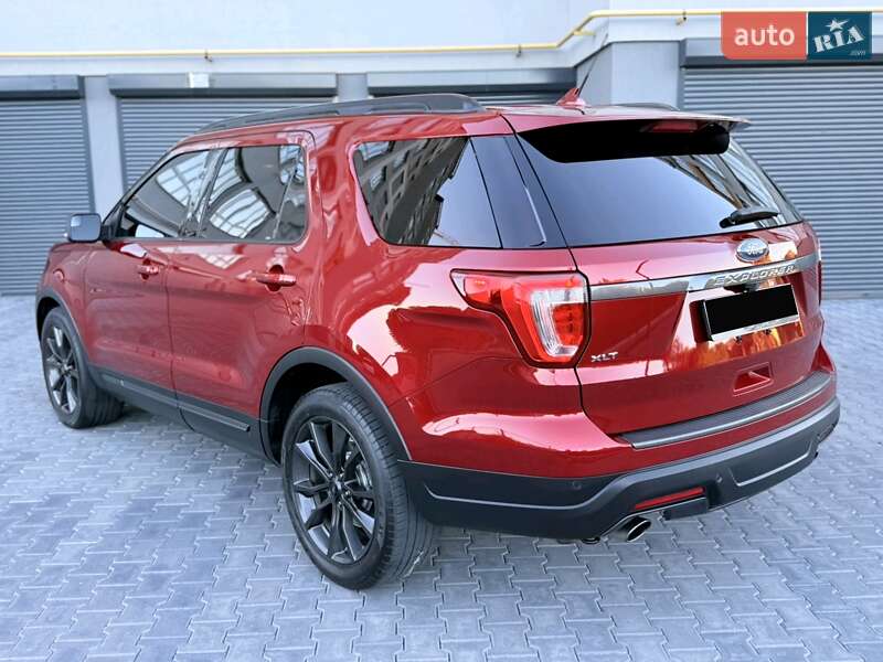 Внедорожник / Кроссовер Ford Explorer 2018 в Шепетовке