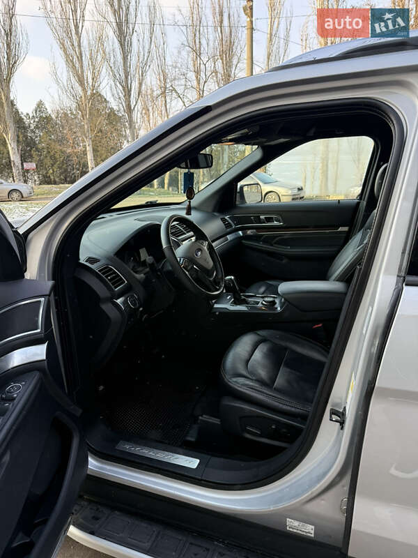Позашляховик / Кросовер Ford Explorer 2019 в Миколаєві