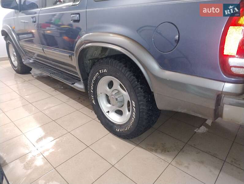 Позашляховик / Кросовер Ford Explorer 1998 в Житомирі
