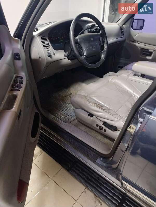 Позашляховик / Кросовер Ford Explorer 1998 в Житомирі