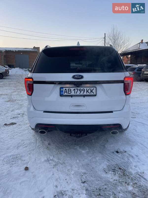 Позашляховик / Кросовер Ford Explorer 2015 в Вінниці
