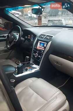 Позашляховик / Кросовер Ford Explorer 2013 в Ладижині