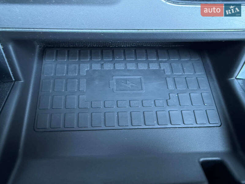 Позашляховик / Кросовер Ford Explorer 2021 в Львові