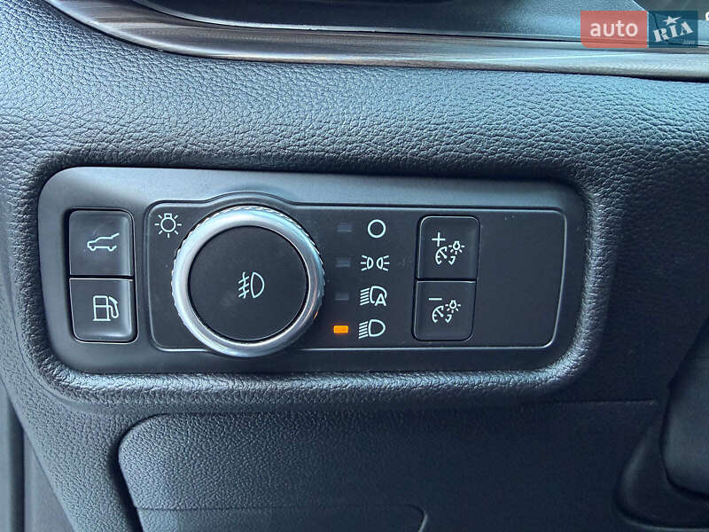 Позашляховик / Кросовер Ford Explorer 2021 в Львові