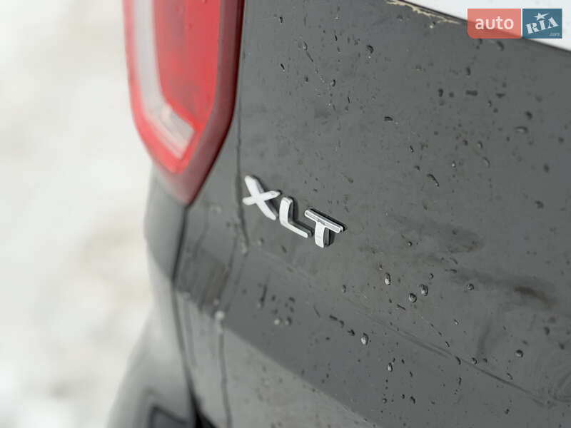 Позашляховик / Кросовер Ford Explorer 2015 в Вінниці