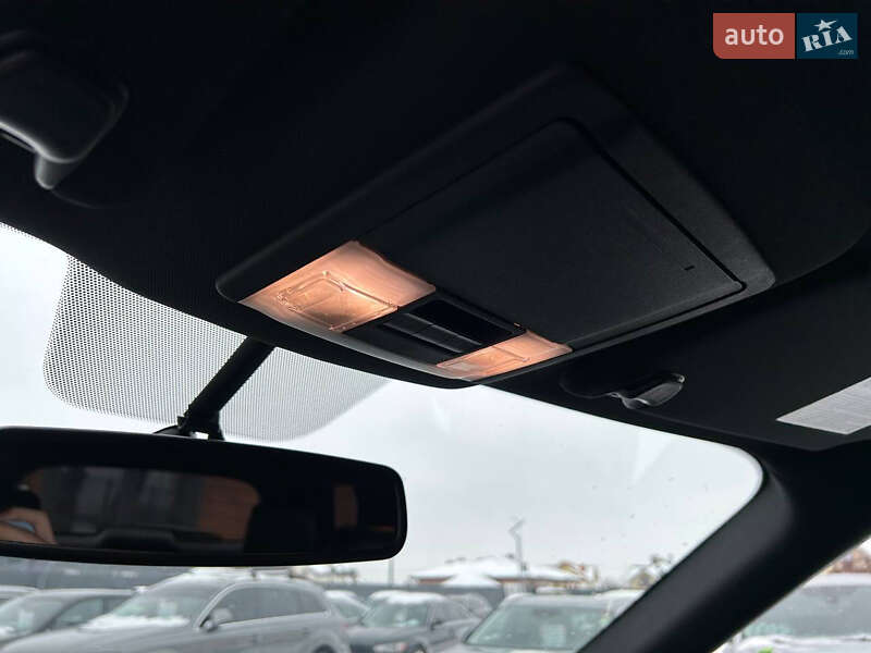 Внедорожник / Кроссовер Ford Explorer 2018 в Стрые