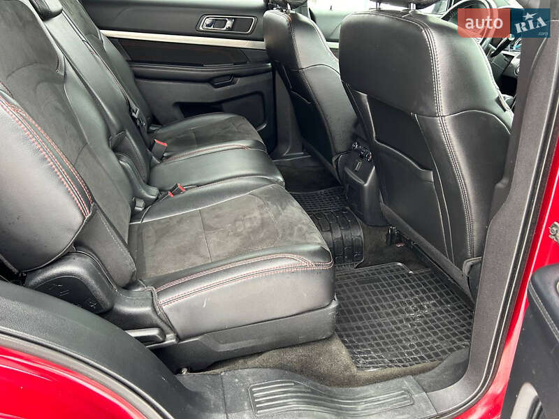 Внедорожник / Кроссовер Ford Explorer 2018 в Стрые