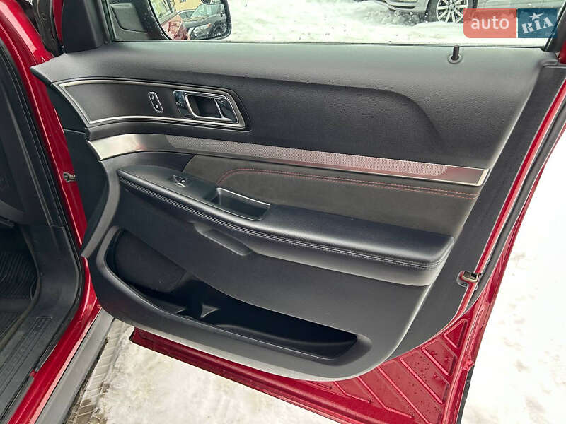 Внедорожник / Кроссовер Ford Explorer 2018 в Стрые