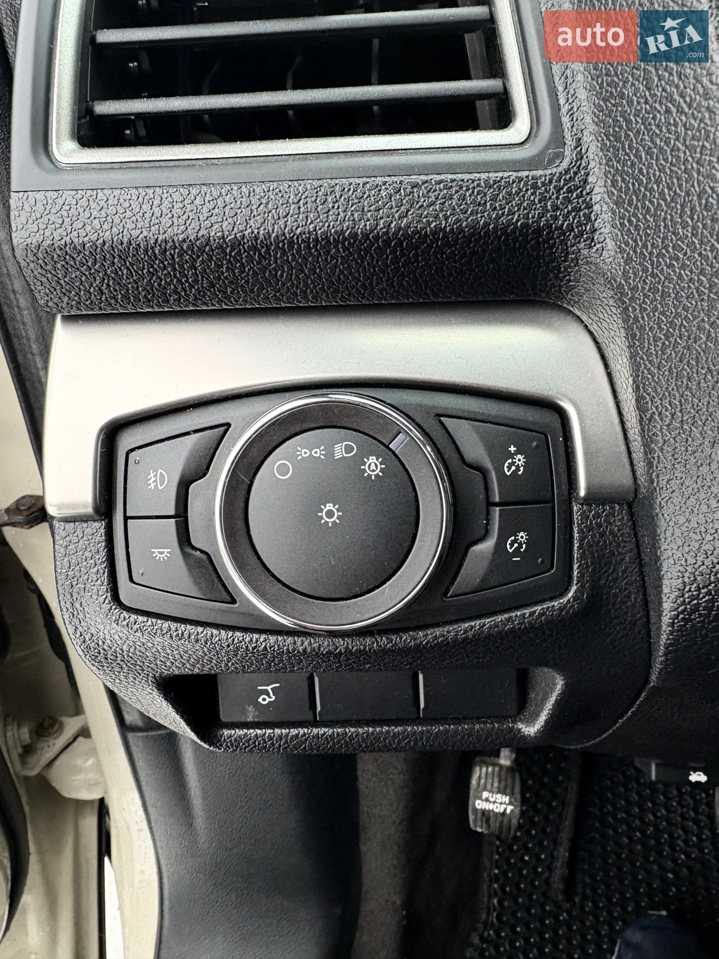 2017 Ford Explorer - мініатюра 14