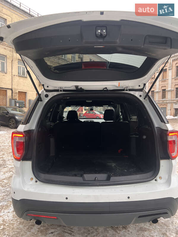 Позашляховик / Кросовер Ford Explorer 2017 в Києві