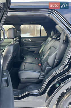 Внедорожник / Кроссовер Ford Explorer 2016 в Броварах