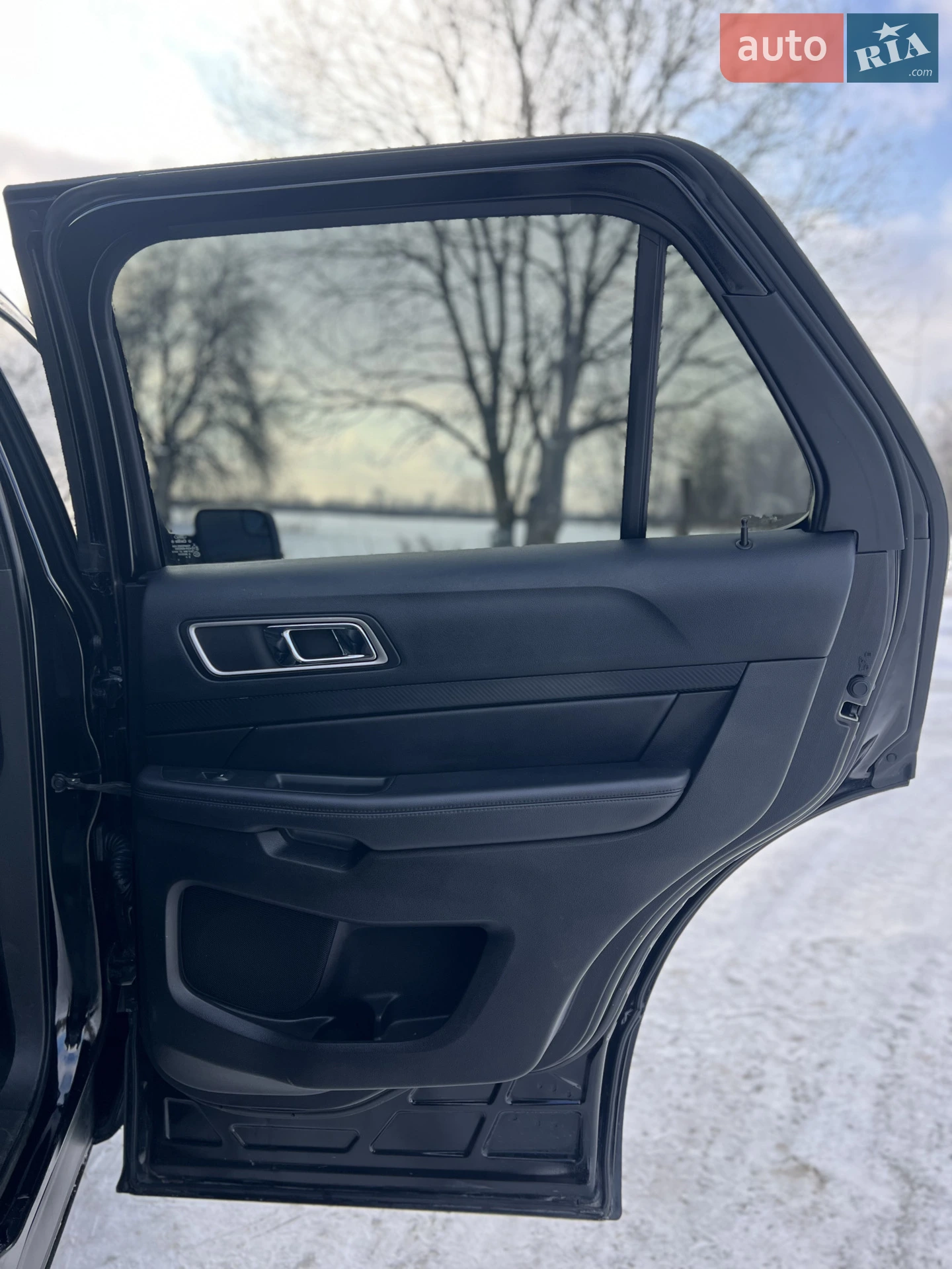 2016 Ford Explorer - мініатюра 29