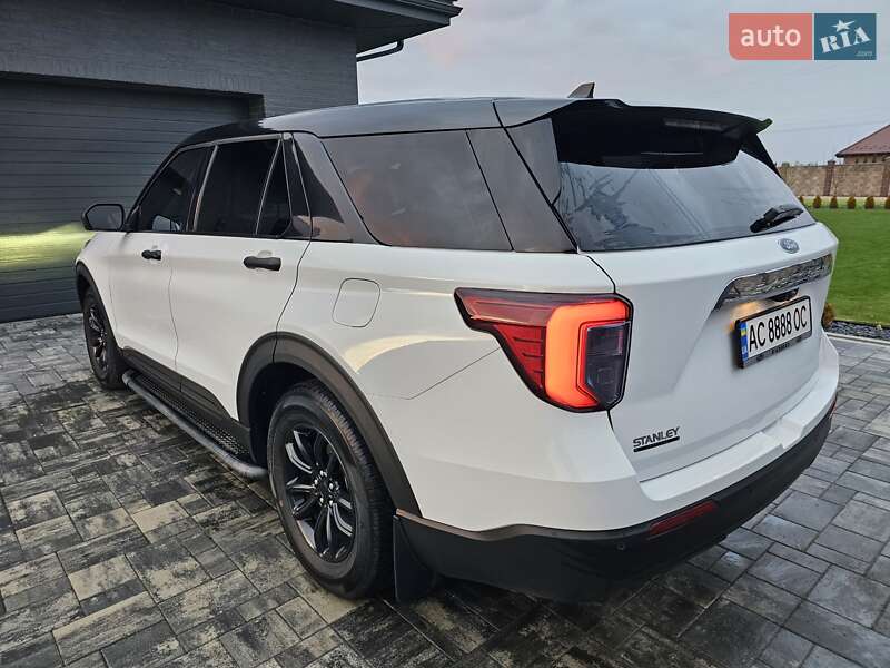 Позашляховик / Кросовер Ford Explorer 2021 в Луцьку