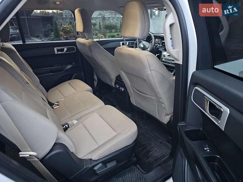 Позашляховик / Кросовер Ford Explorer 2021 в Луцьку