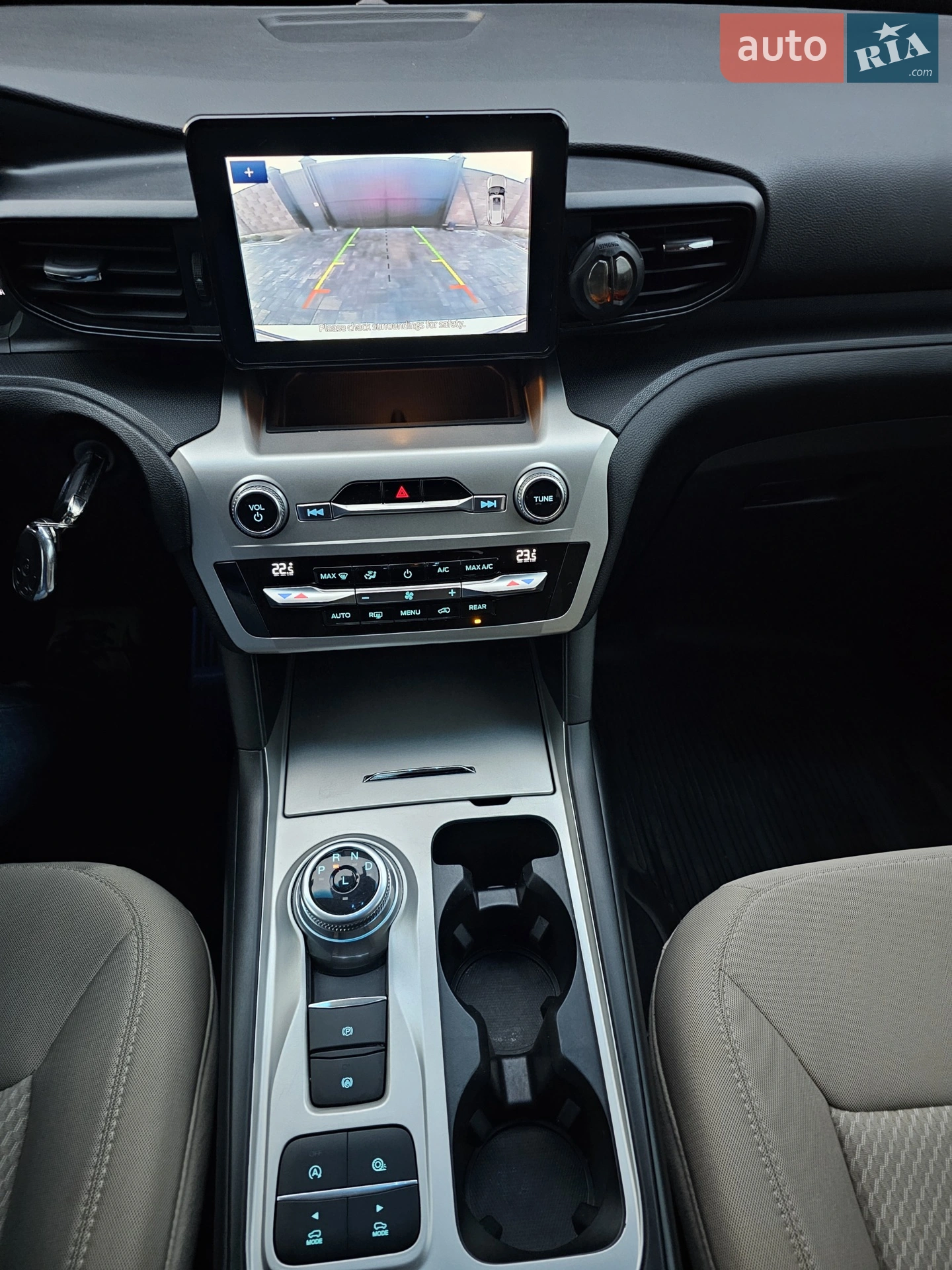 2021 Ford Explorer - мініатюра 19