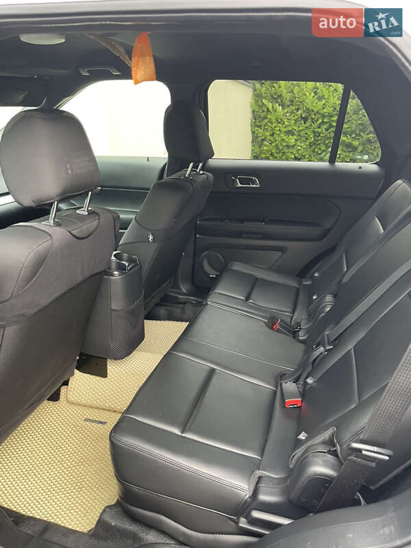 Позашляховик / Кросовер Ford Explorer 2016 в Херсоні фото 11 Позашляховик / Кросовер Ford Explorer 2016 в Херсоні
