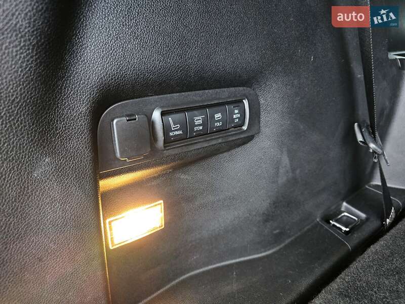 Позашляховик / Кросовер Ford Explorer 2016 в Хмельницькому