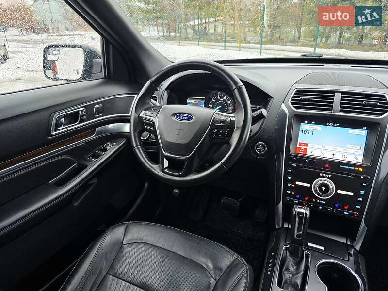 Позашляховик / Кросовер Ford Explorer 2016 в Хмельницькому