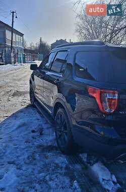 Внедорожник / Кроссовер Ford Explorer 2017 в Ромнах
