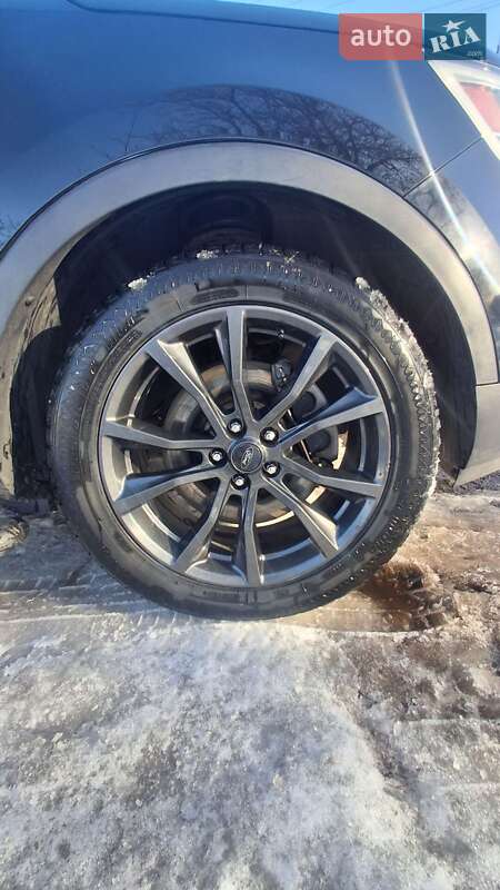 Внедорожник / Кроссовер Ford Explorer 2017 в Ромнах