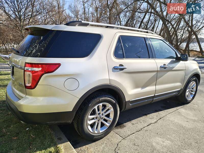 Внедорожник / Кроссовер Ford Explorer 2011 в Киеве