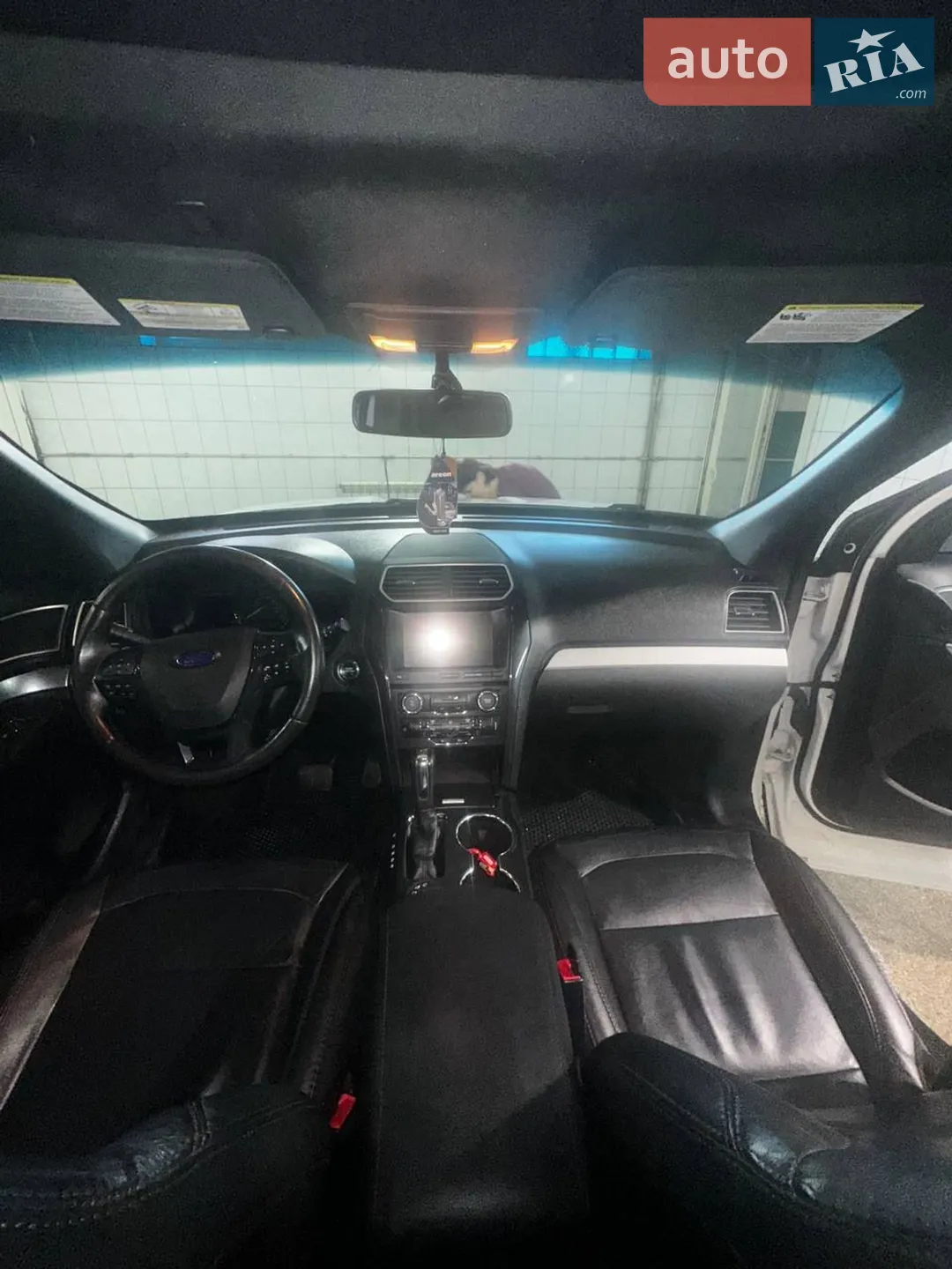 2015 Ford Explorer - мініатюра 11