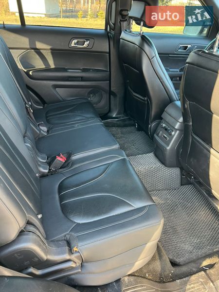 Внедорожник / Кроссовер Ford Explorer 2015 в Львове