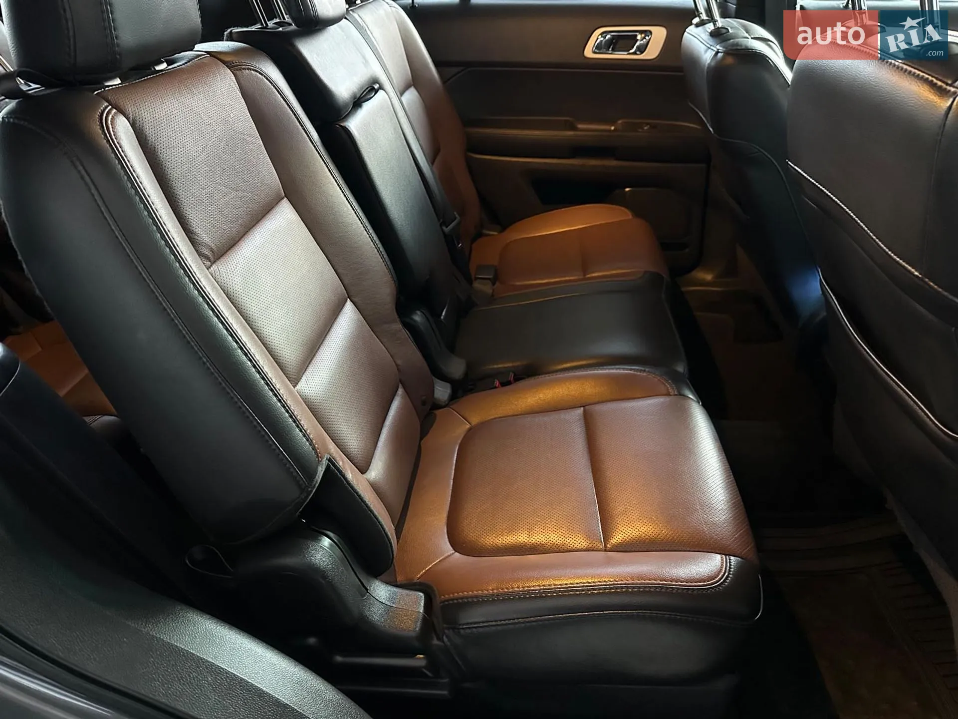 2015 Ford Explorer - мініатюра 9