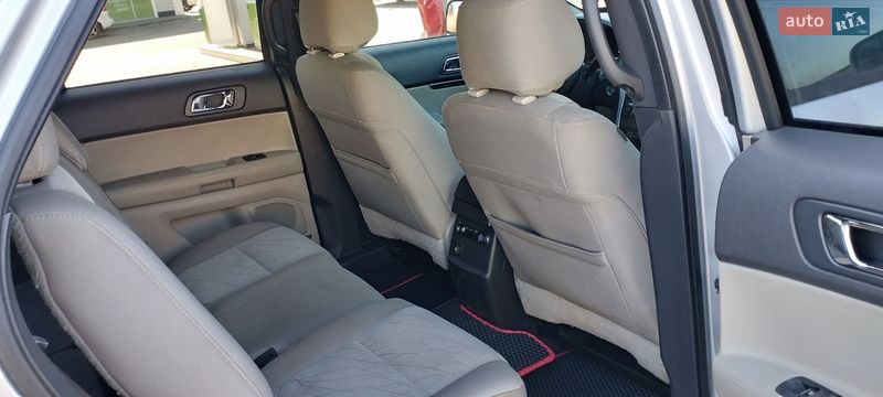 Позашляховик / Кросовер Ford Explorer 2013 в Києві