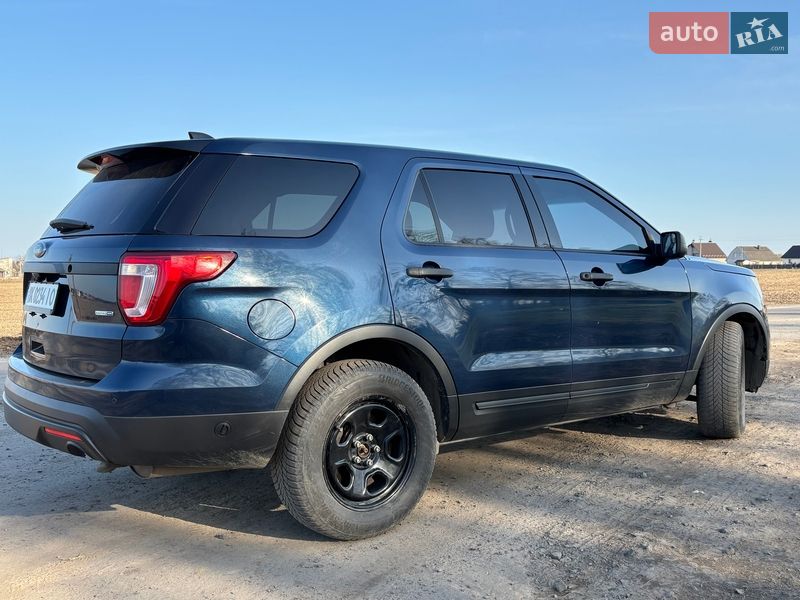Позашляховик / Кросовер Ford Explorer 2017 в Володимирці