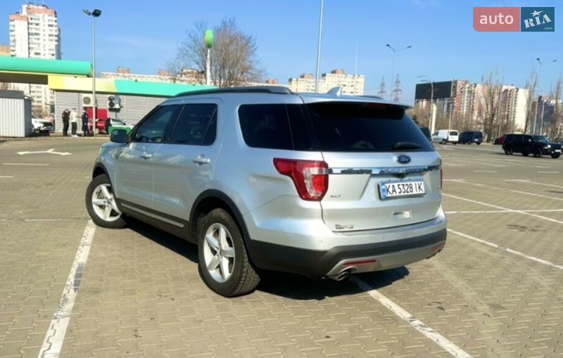 Позашляховик / Кросовер Ford Explorer 2017 в Києві