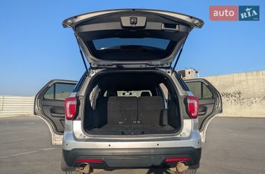 Внедорожник / Кроссовер Ford Explorer 2017 в Львове