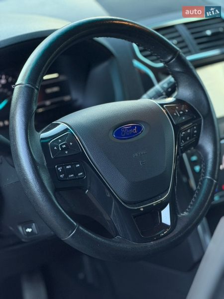 Позашляховик / Кросовер Ford Explorer 2017 в Бучі