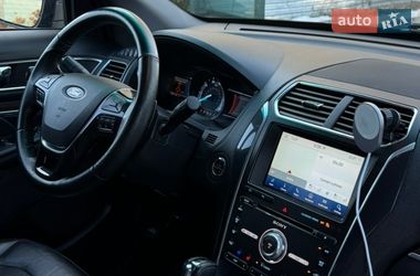 Позашляховик / Кросовер Ford Explorer 2017 в Бучі