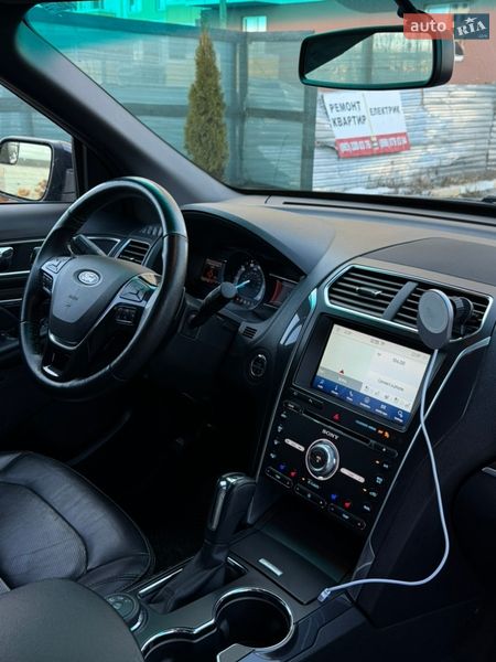 Позашляховик / Кросовер Ford Explorer 2017 в Бучі