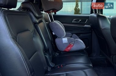 Позашляховик / Кросовер Ford Explorer 2017 в Бучі