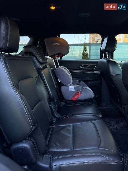 Позашляховик / Кросовер Ford Explorer 2017 в Бучі